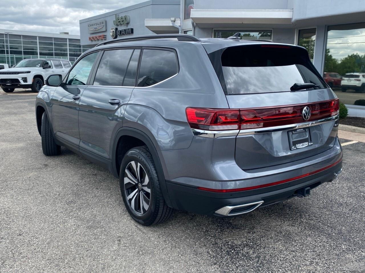 2024 Volkswagen Atlas Comfortline 2.0 TSI 4MOTION Photo