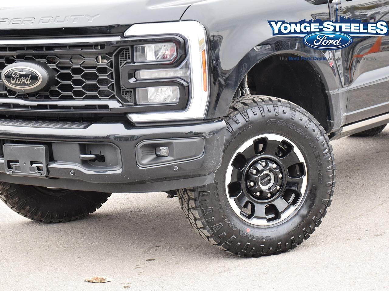 2026 Ford F-250 LARIAT  TREMOR PKG NO ACCIDENT CPO 3,607 KMS Photo