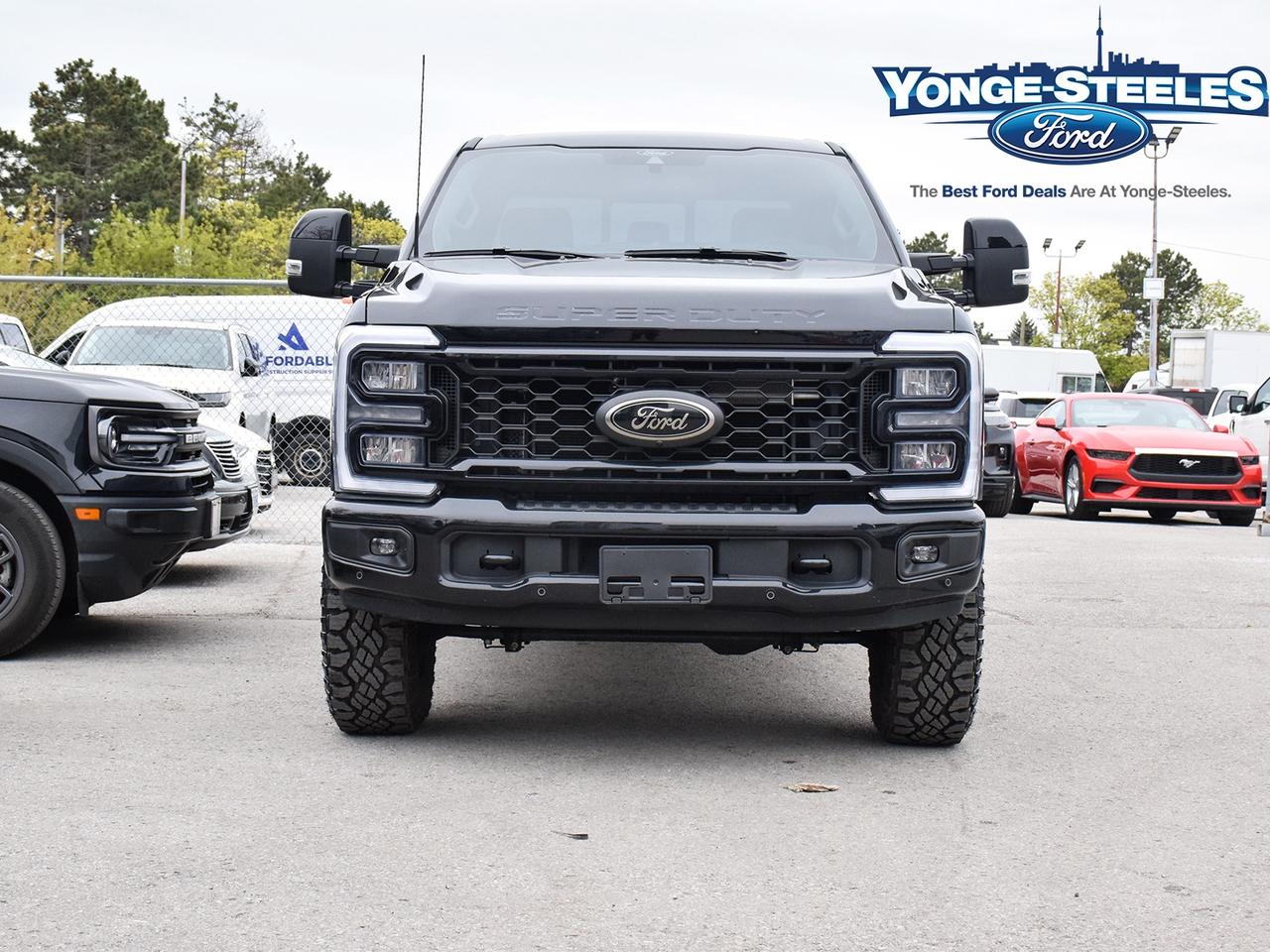 2026 Ford F-250 LARIAT  TREMOR PKG NO ACCIDENT CPO 3,607 KMS Photo
