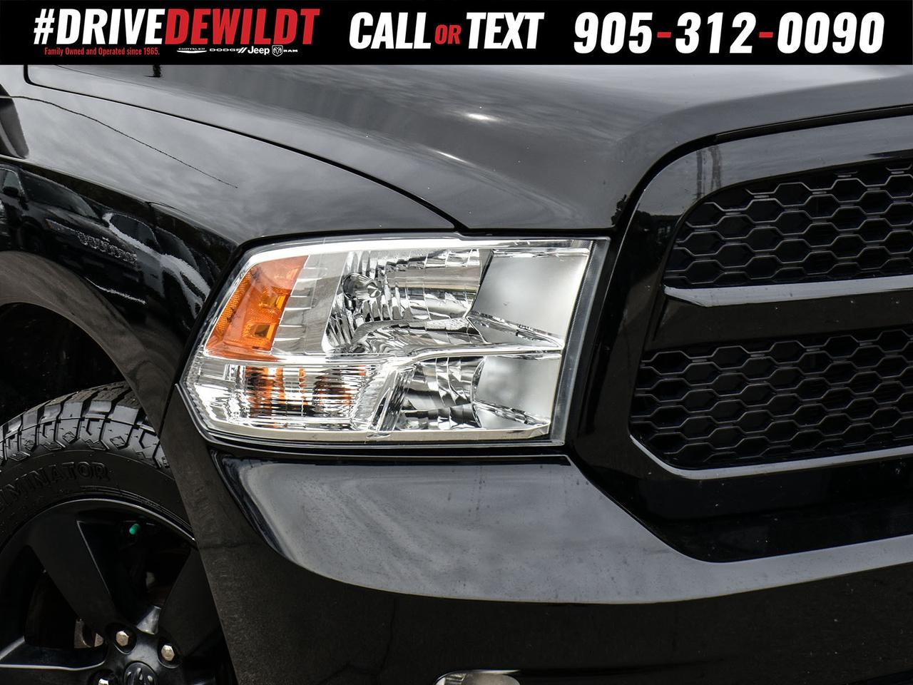 2021 RAM 1500 Classic EXPRESS   HEMI ENGINE   HEATED SEATS Photo