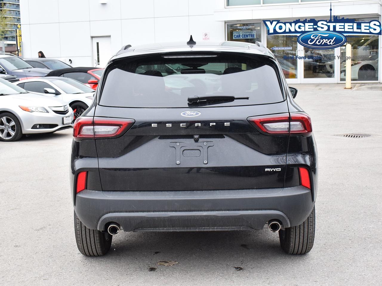 2026 Ford Escape ST LINE ONE OWNER NO ACCIDENT CPO ONLY 4,936 KMS Photo