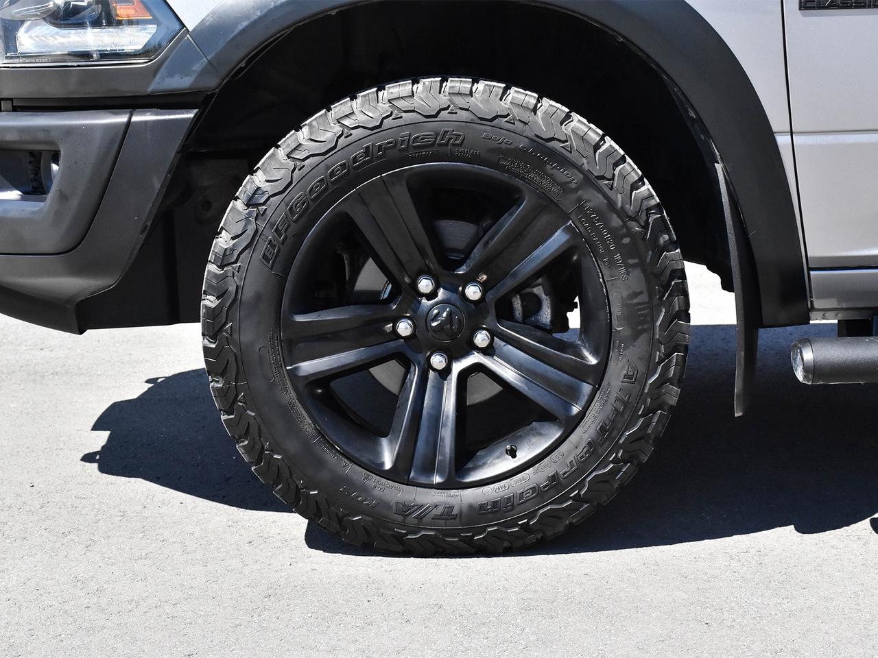 2022 RAM 1500 Classic WARLOCK Photo