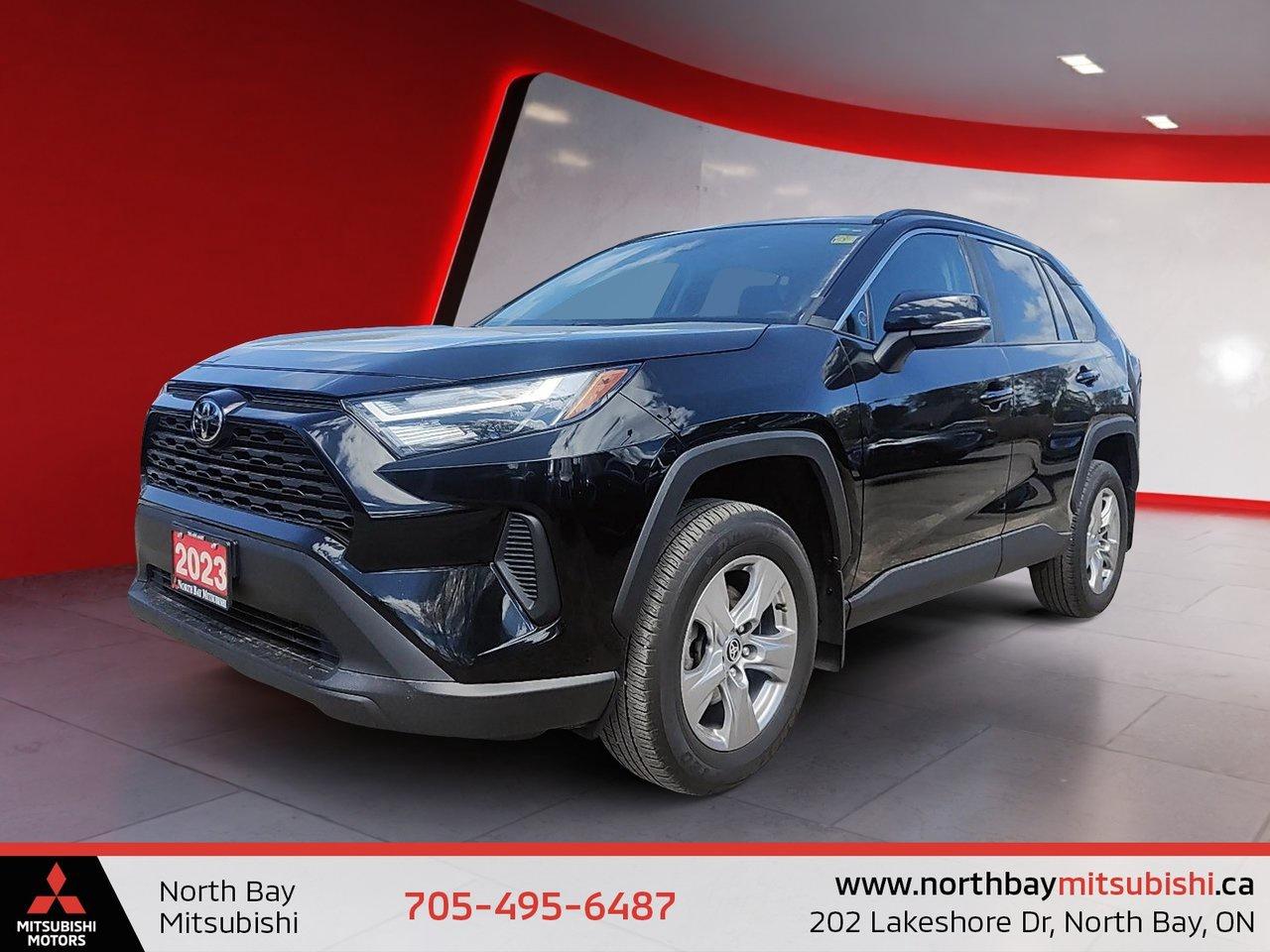2023 Toyota RAV4 XLE Photo0