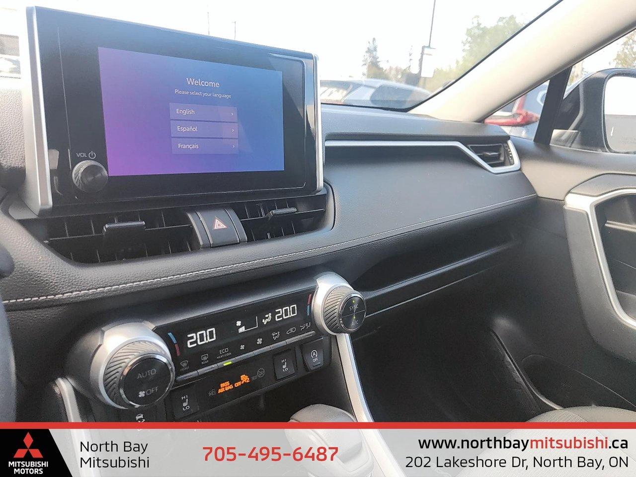 2023 Toyota RAV4 XLE Photo