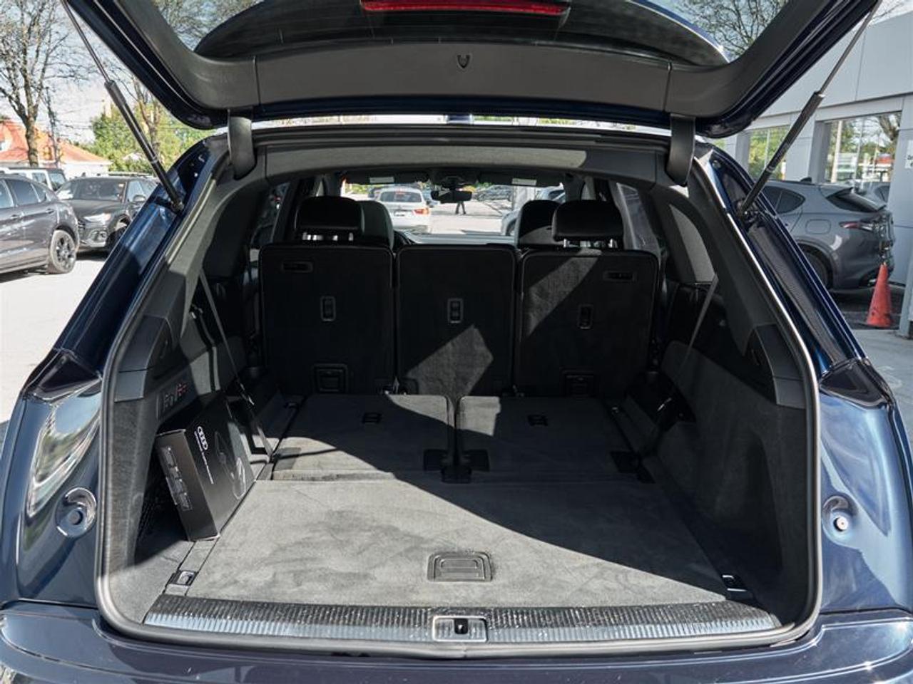 2022 Audi Q7 55 3.0T Technik quattro 8sp Tiptronic Photo