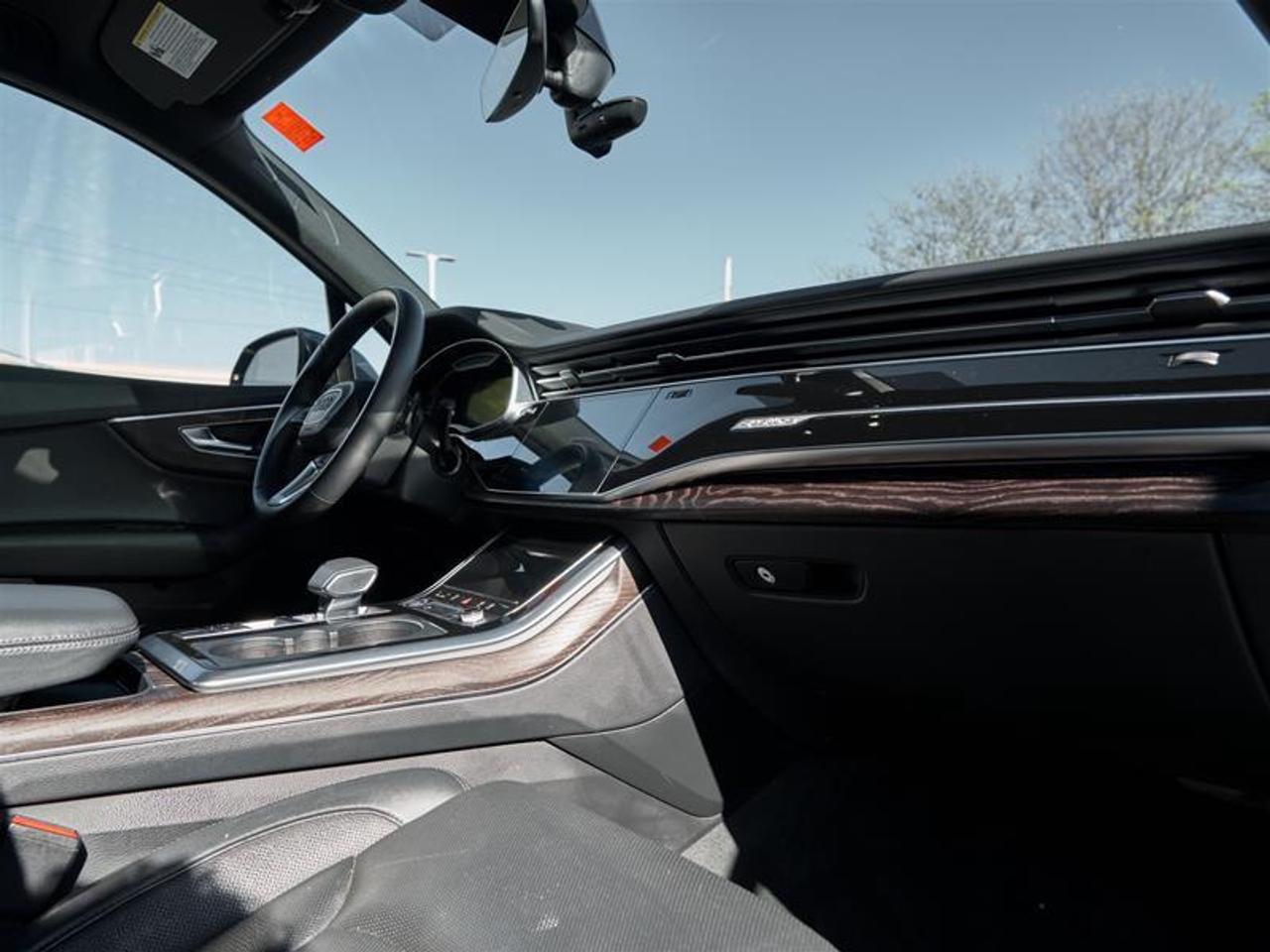 2022 Audi Q7 55 3.0T Technik quattro 8sp Tiptronic Photo