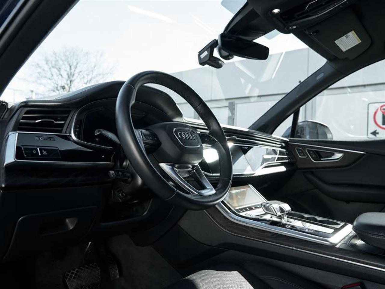 2022 Audi Q7 55 3.0T Technik quattro 8sp Tiptronic Photo
