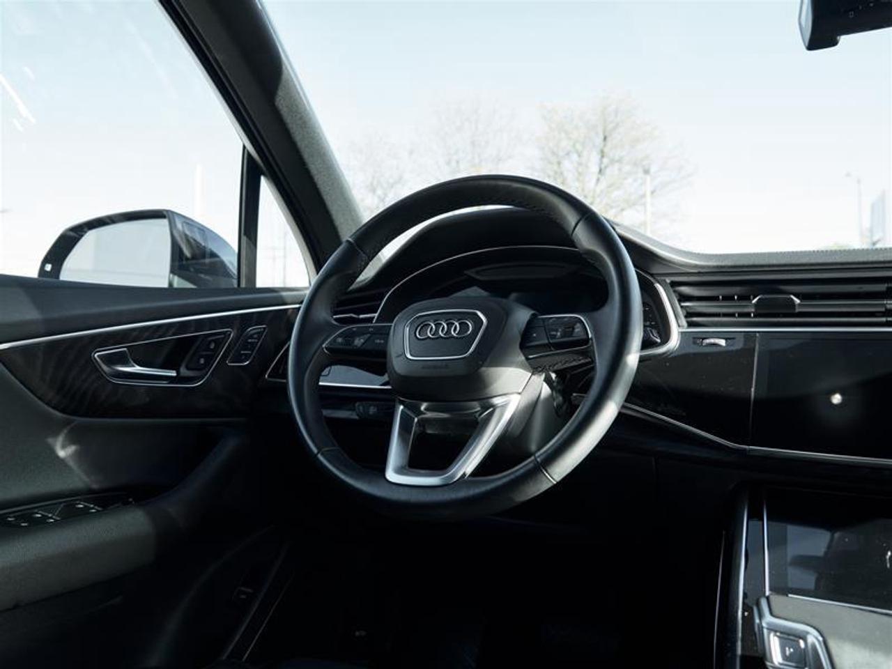 2022 Audi Q7 55 3.0T Technik quattro 8sp Tiptronic Photo