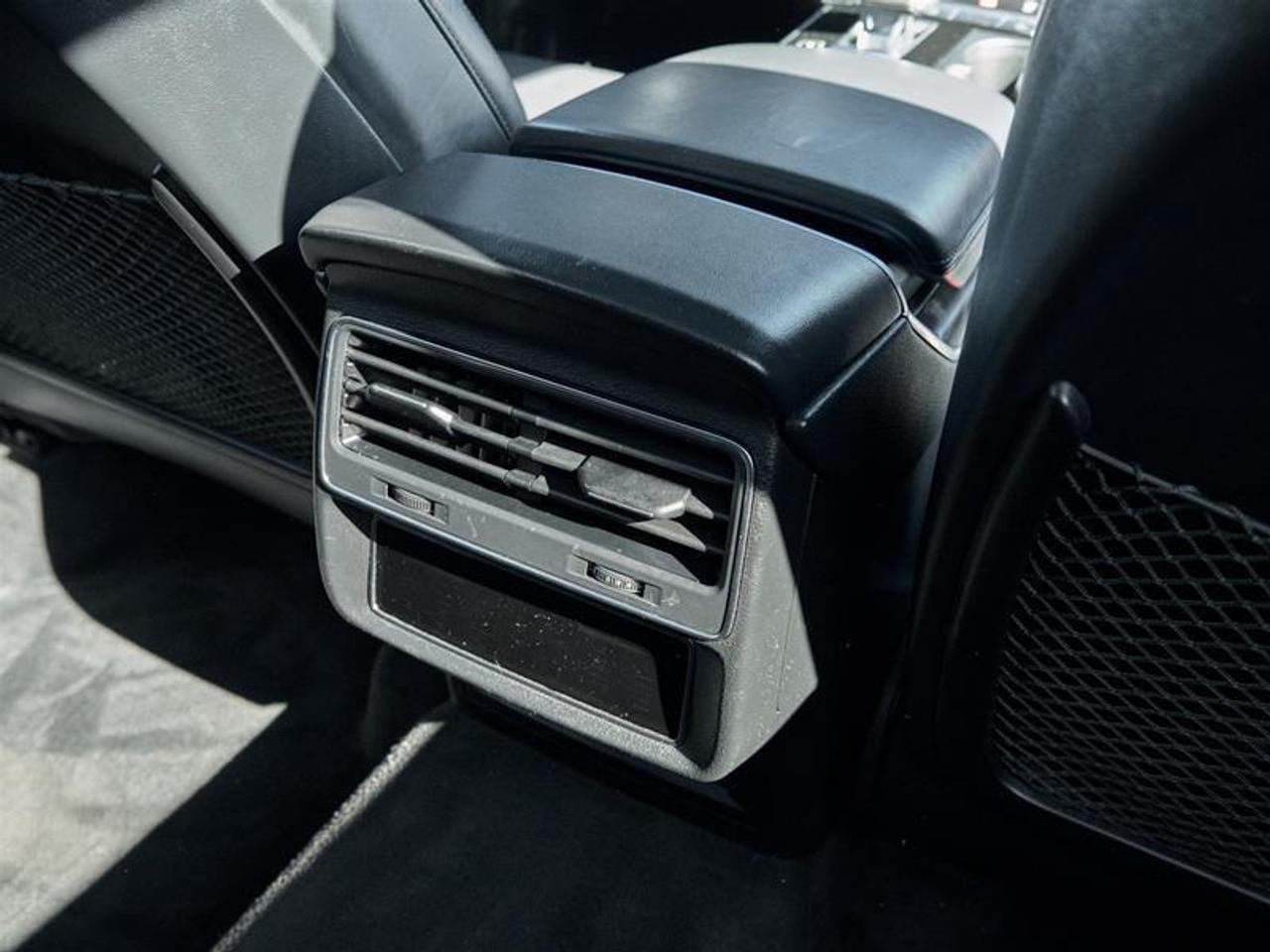 2022 Audi Q7 55 3.0T Technik quattro 8sp Tiptronic Photo