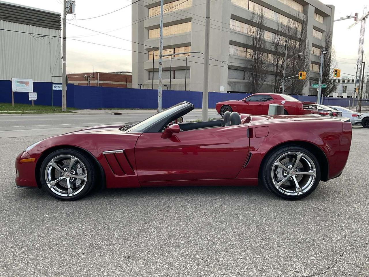2011 Chevrolet Corvette Grand Sport Convertible 3LT - LEATHER! NAV! HUD! BOSE! Photo