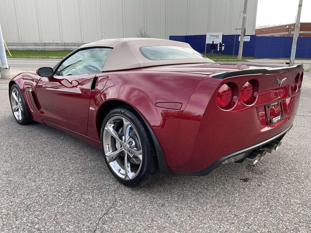 2011 Chevrolet Corvette Grand Sport Convertible 3LT - LEATHER! NAV! HUD! BOSE! Photo