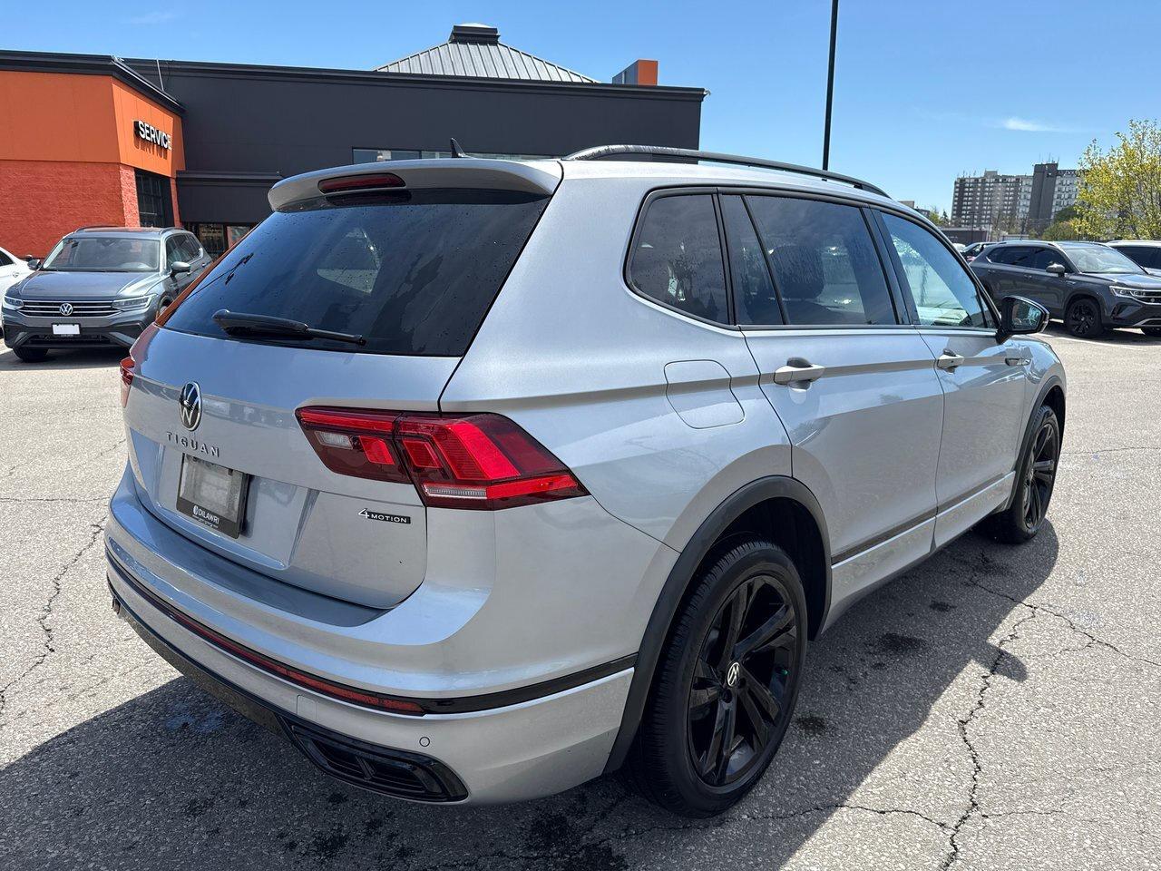 2023 Volkswagen Tiguan Comfortline R-Line Black 2.0T 8sp at w/Tip 4M Remo Photo4
