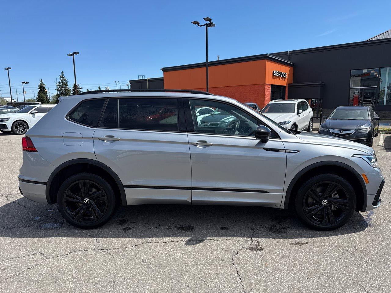 2023 Volkswagen Tiguan Comfortline R-Line Black 2.0T 8sp at w/Tip 4M Remo Photo