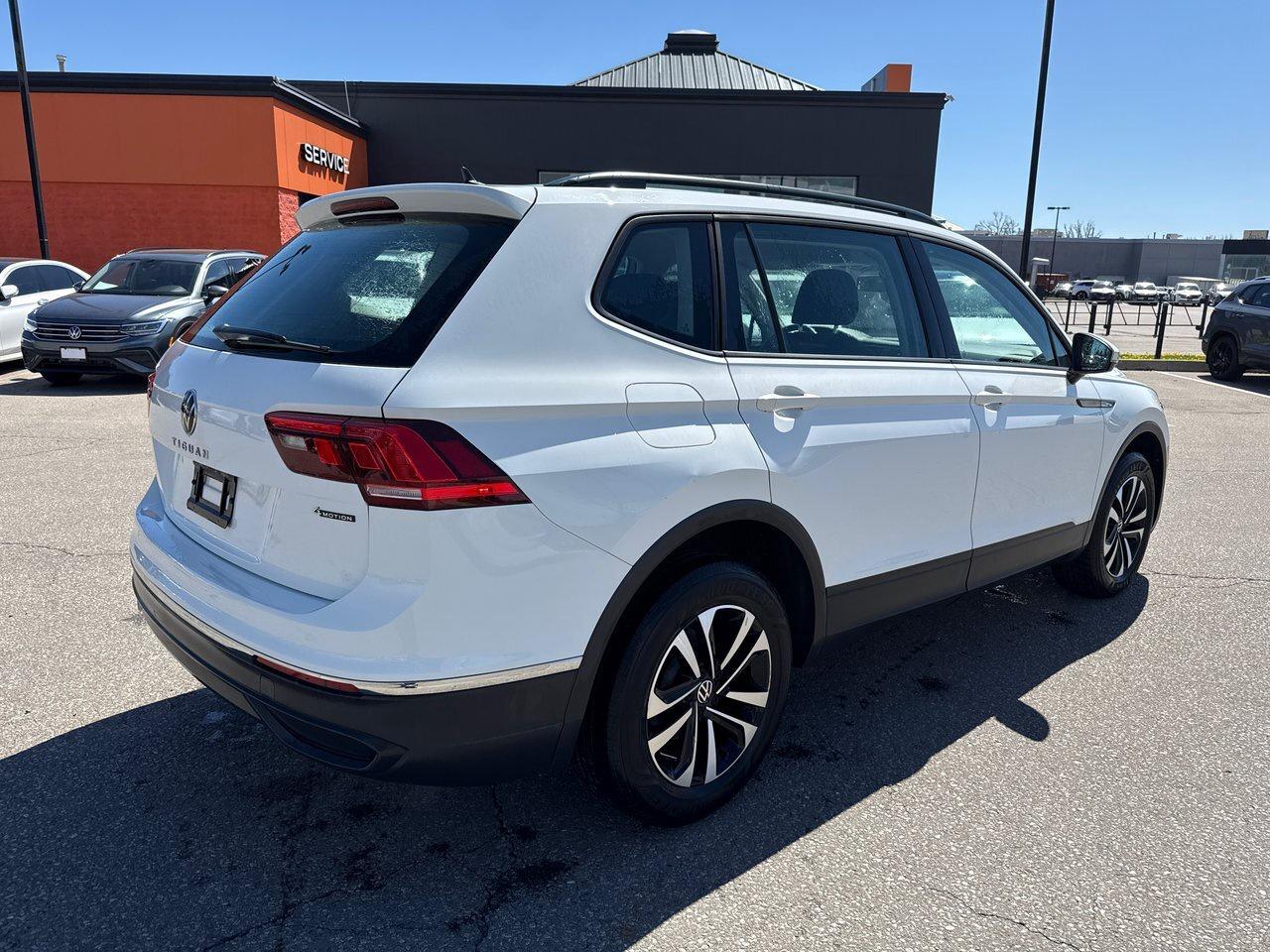 2022 Volkswagen Tiguan Trendline 2.0T 8sp at w/Tip 4M Alloy Wheels  Keyle Photo