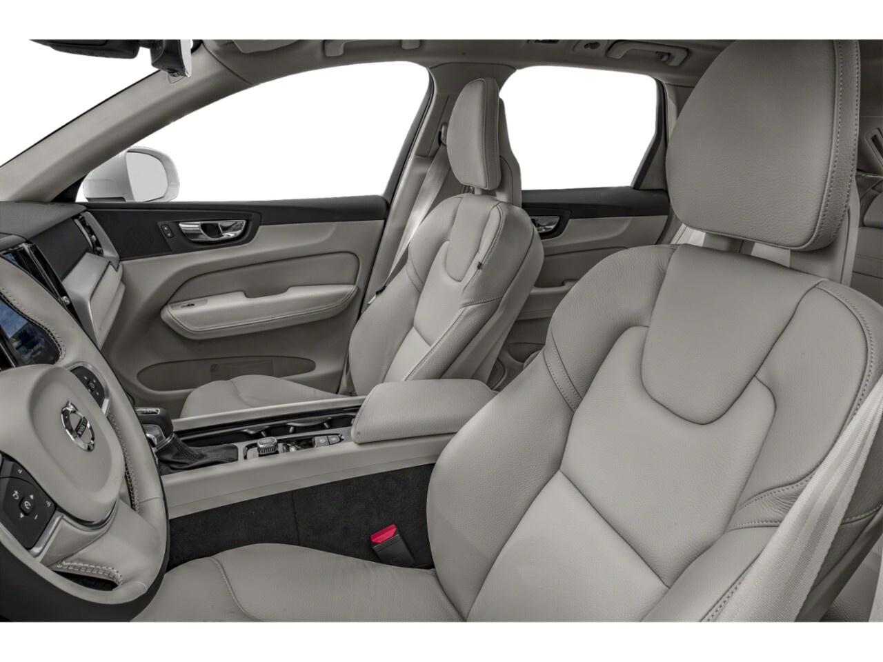 2019 Volvo XC60 R-Design Photo