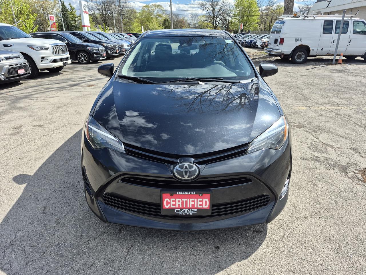 2018 Toyota Corolla LE Photo