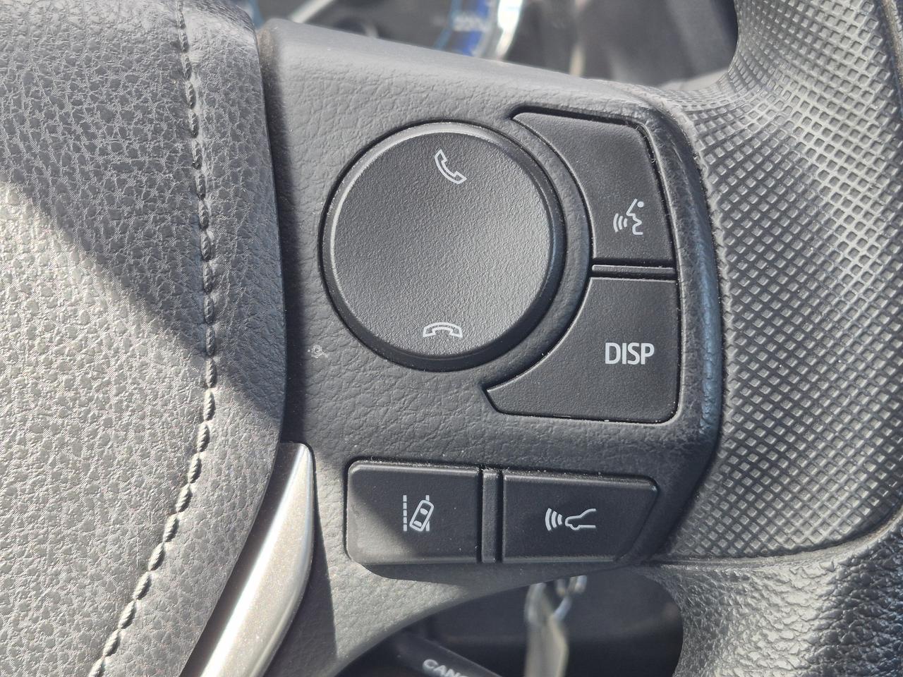 2018 Toyota Corolla LE Photo