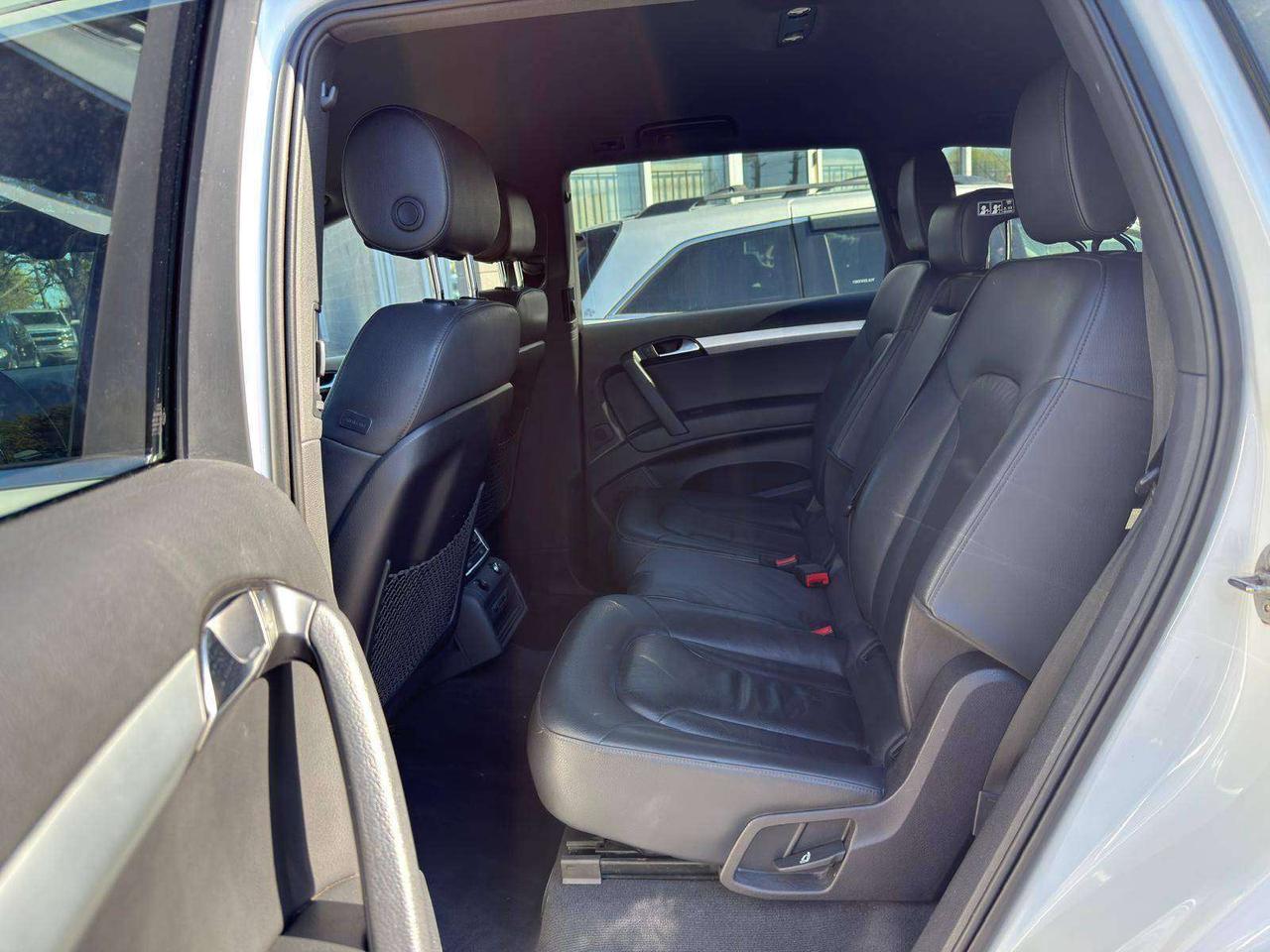 2012 Audi Q7 Premium Plus, TDI, clean carfax! no accident! Photo