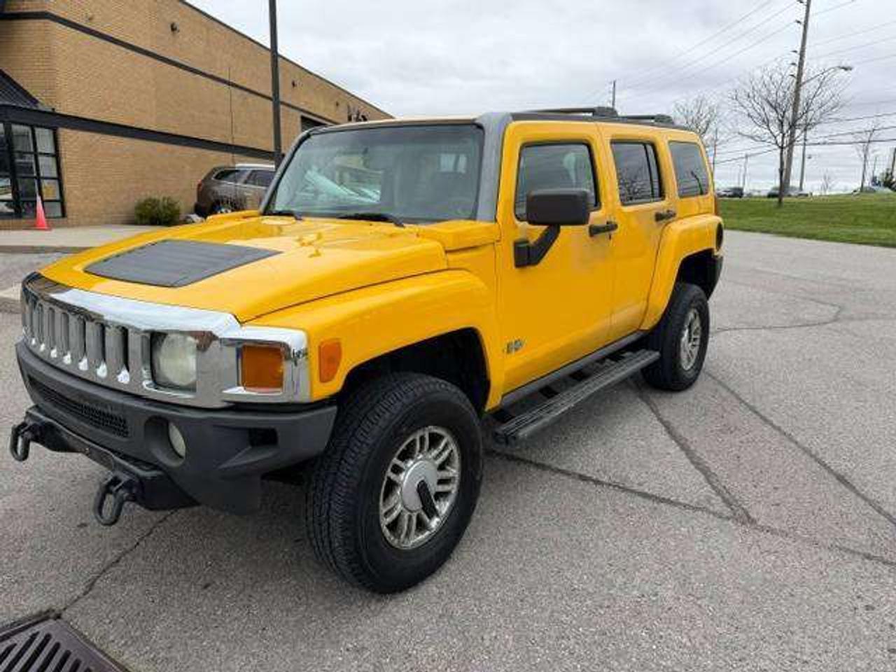 2006 Hummer H3 5 SPEED MANUAL SOLD AS IS 5 SPEED MANUAL Photo