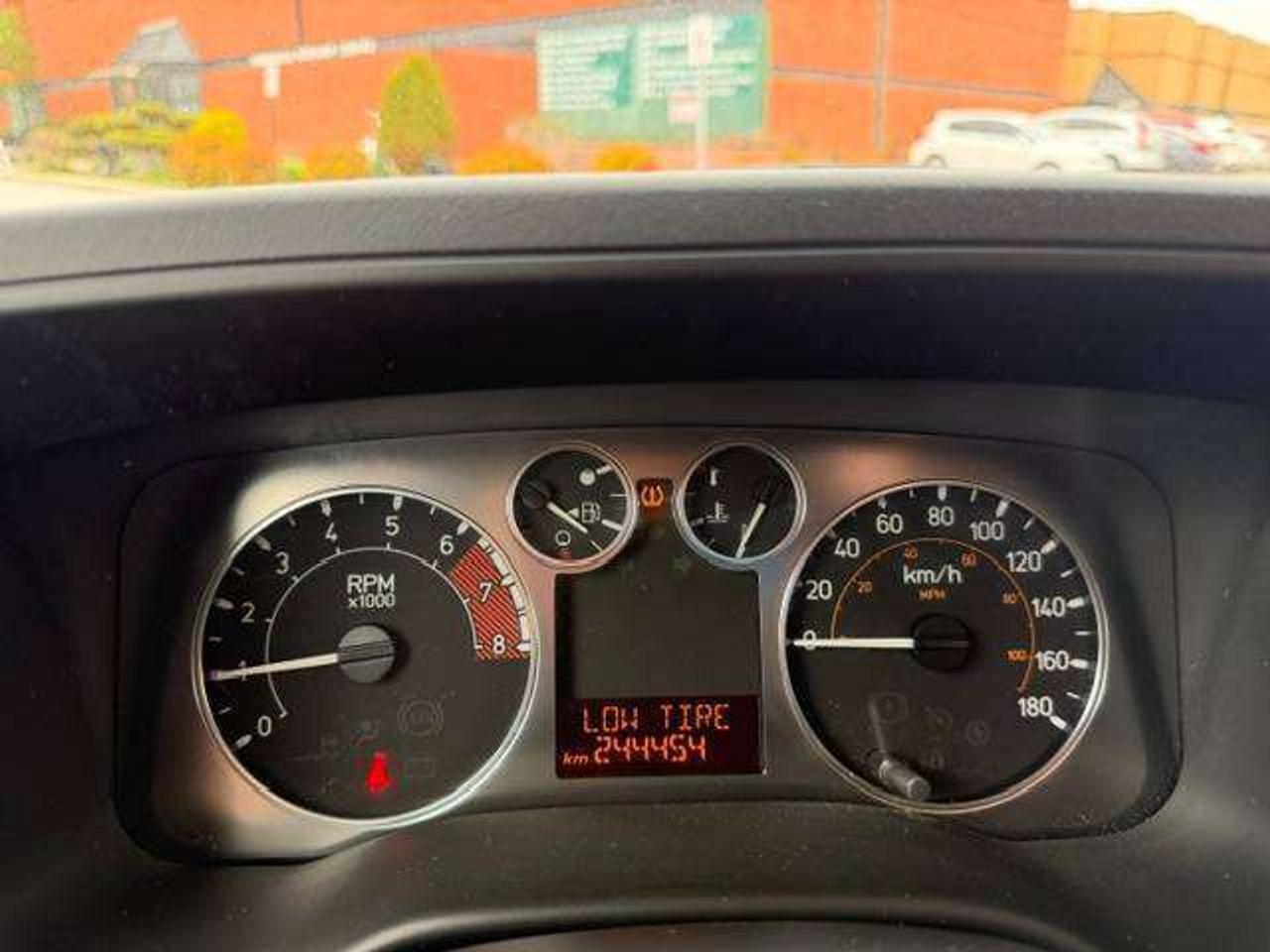 2006 Hummer H3 5 SPEED MANUAL SOLD AS IS 5 SPEED MANUAL Photo