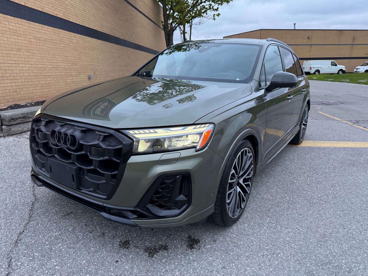 2025 Audi SQ7 MASSAGE SEAT, B&O SOUND, 360 CAMERA,CLEAN CARFAX Photo