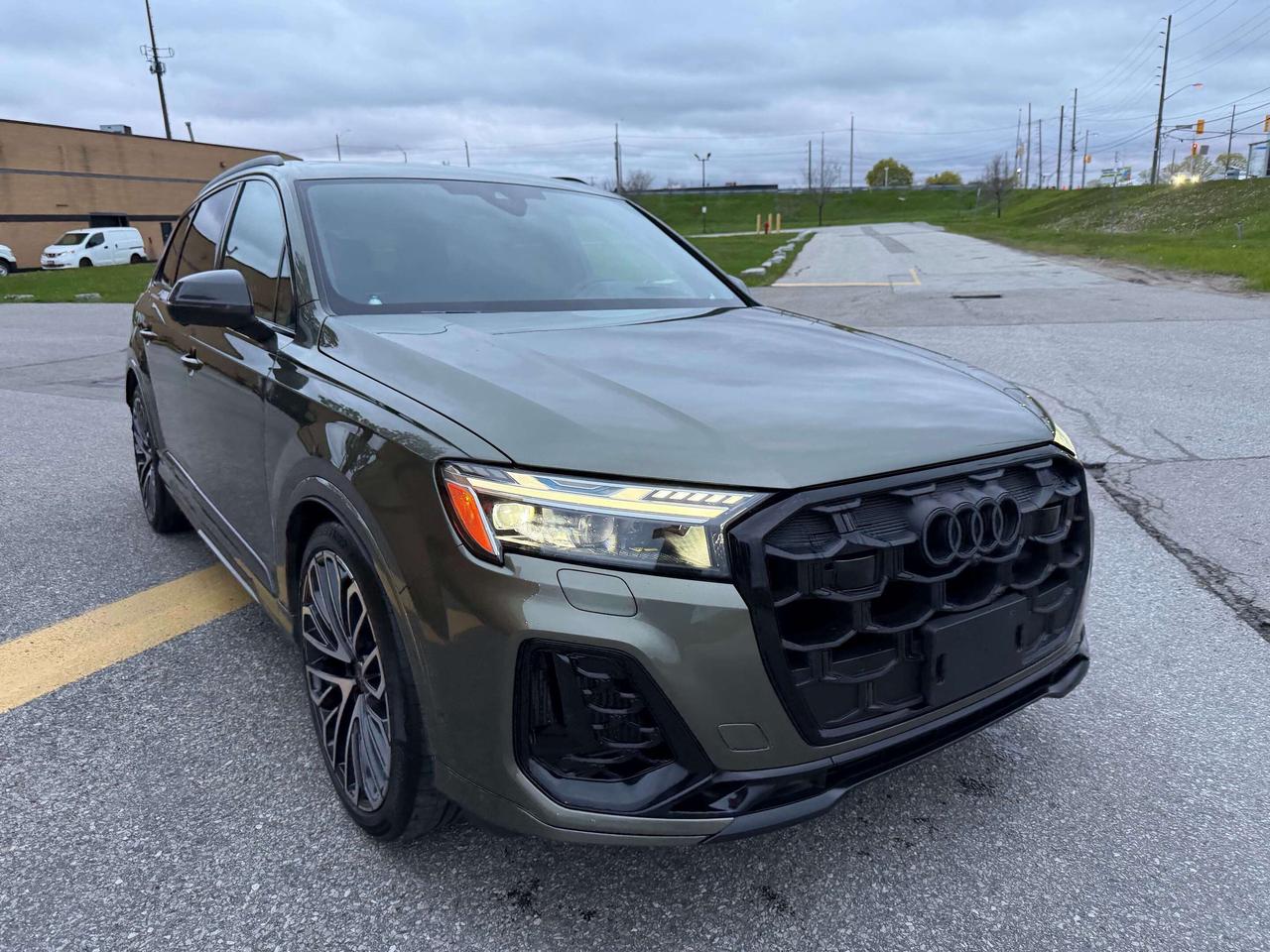 2025 Audi SQ7 MASSAGE SEAT, B&O SOUND, 360 CAMERA,CLEAN CARFAX Photo