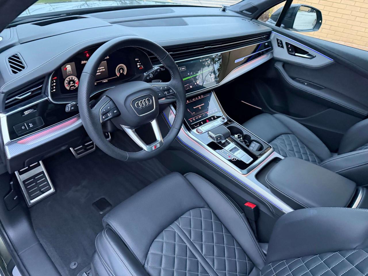 2025 Audi SQ7 MASSAGE SEAT, B&O SOUND, 360 CAMERA,CLEAN CARFAX Photo