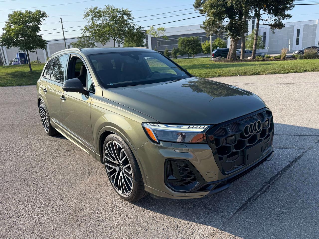 2025 Audi SQ7 MASSAGE SEAT, B&O SOUND, 360 CAMERA,CLEAN CARFAX Photo