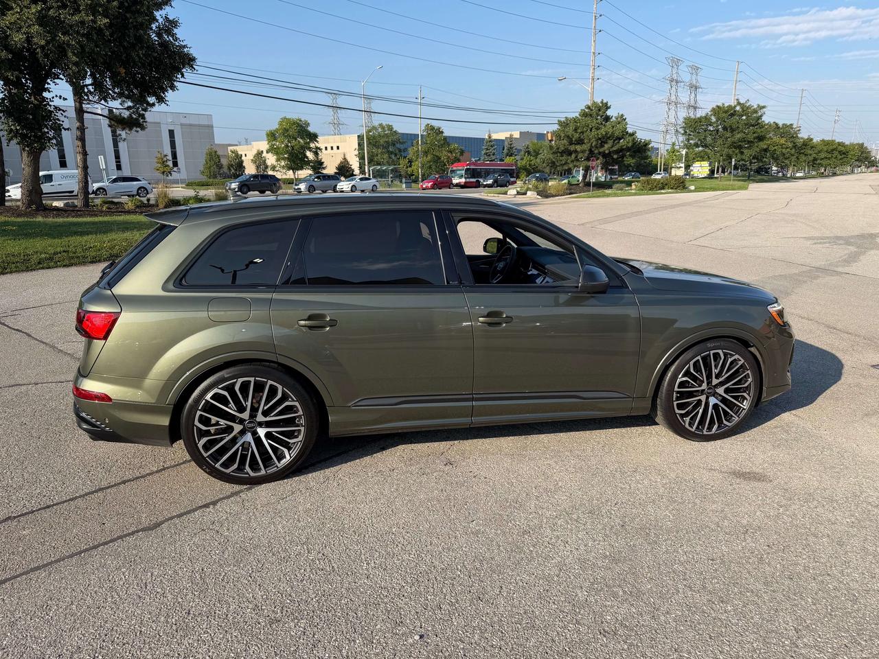2025 Audi SQ7 MASSAGE SEAT, B&O SOUND, 360 CAMERA,CLEAN CARFAX Photo