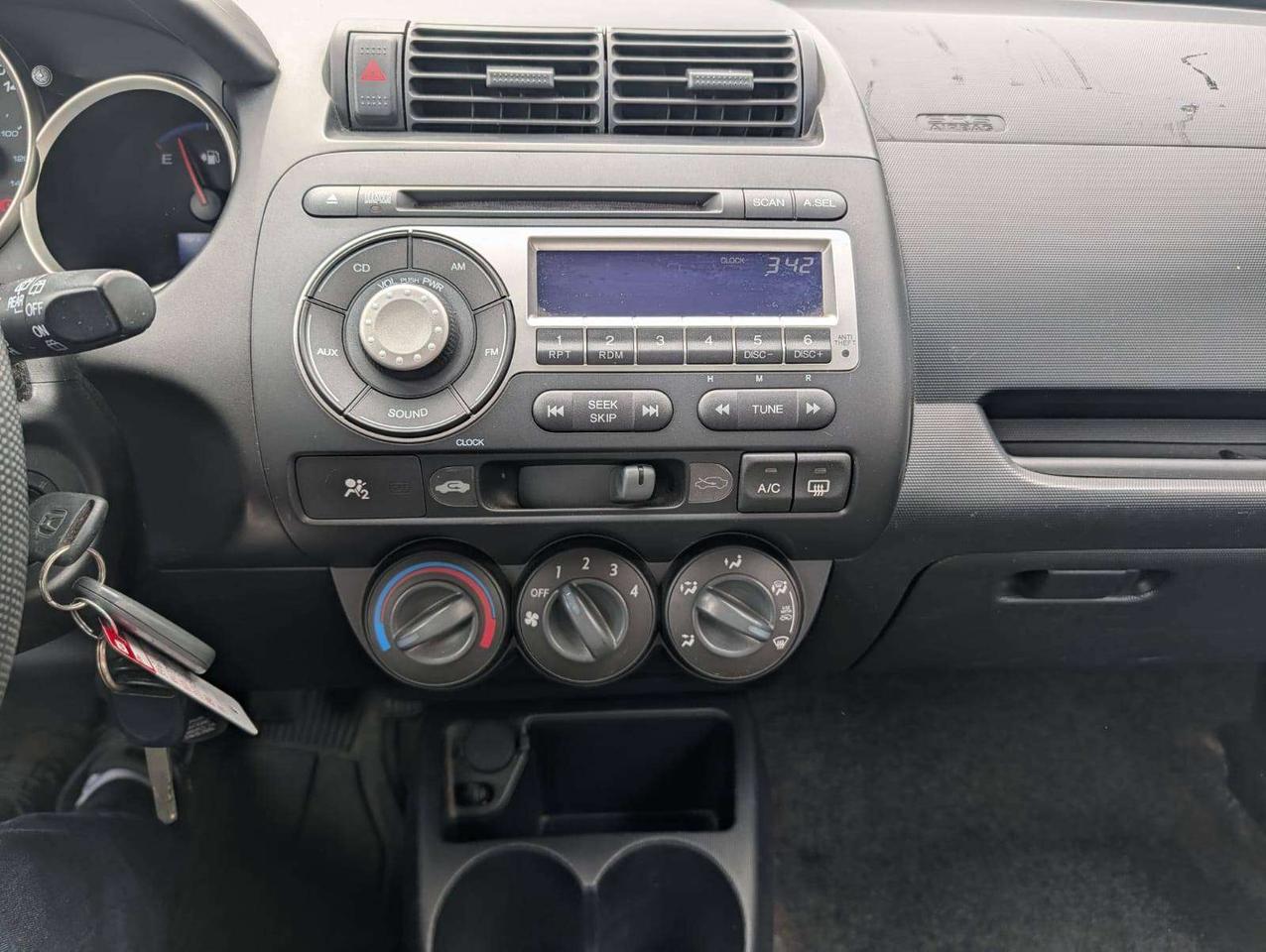 2007 Honda Fit LX Photo