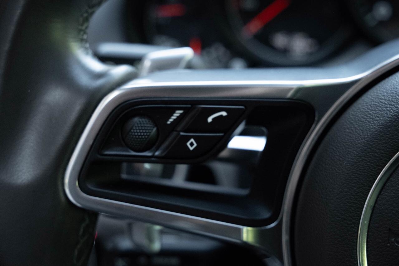 2017 Porsche Cayenne Base Photo