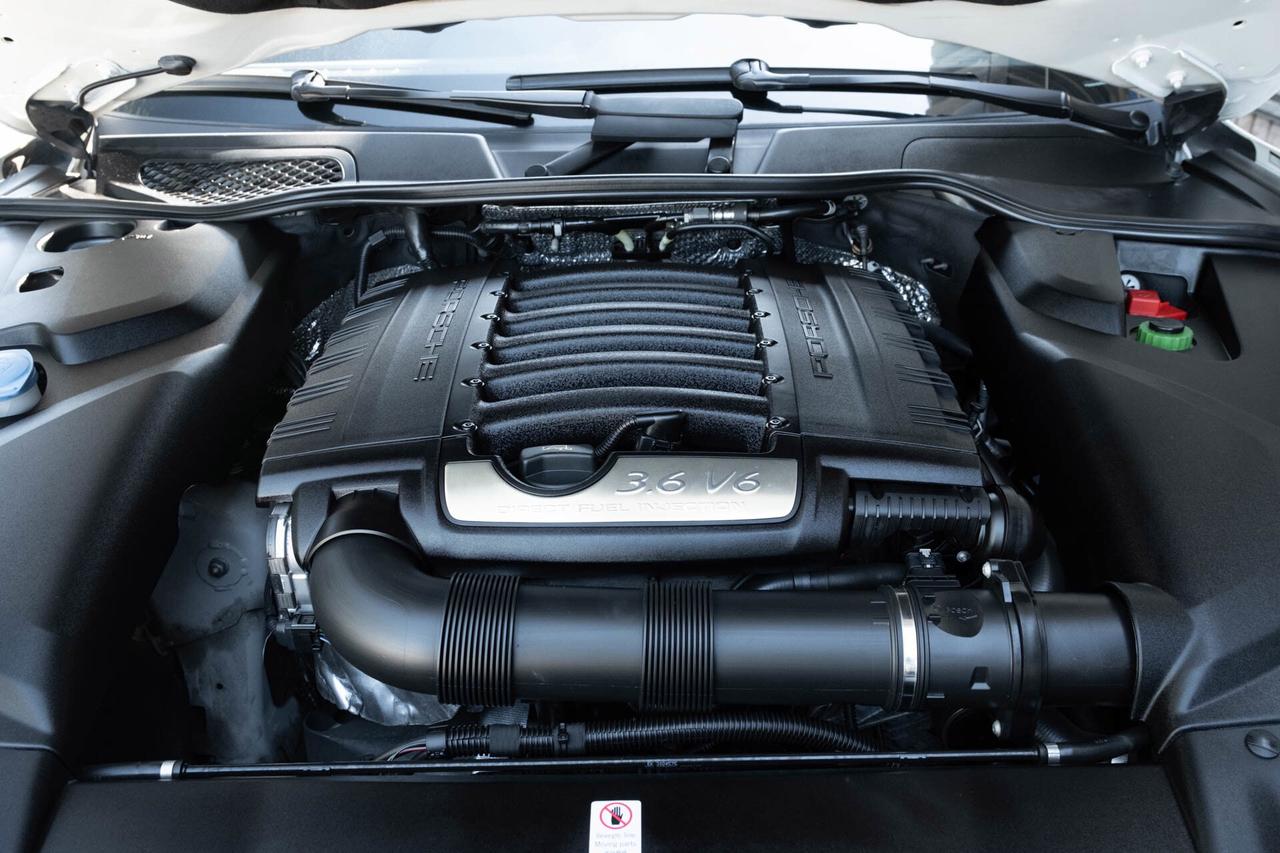 2017 Porsche Cayenne Base Photo