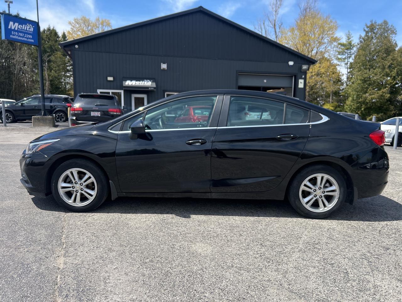 2017 Chevrolet Cruze LT, Bluetooth, Back Up Cam Photo