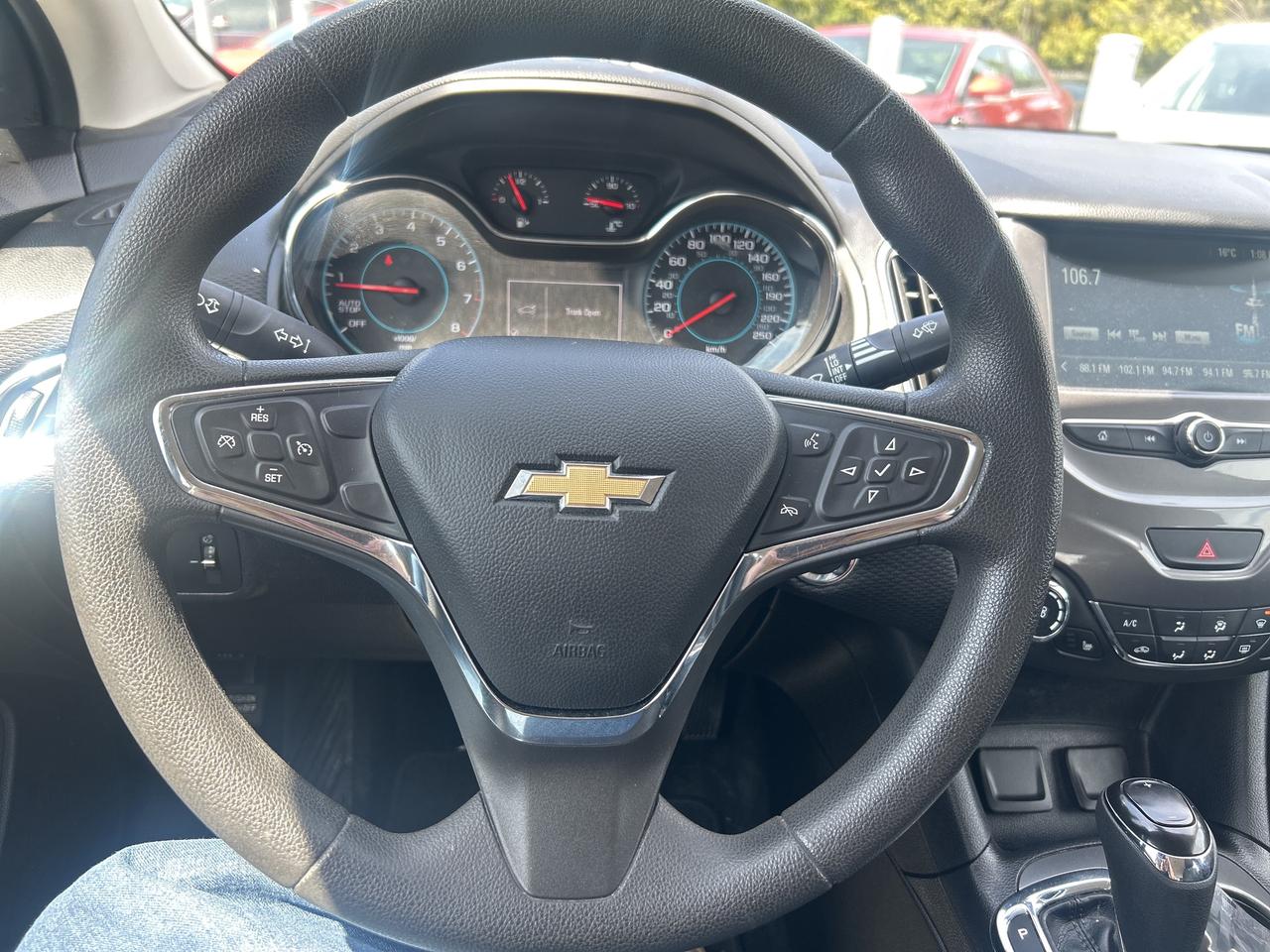 2017 Chevrolet Cruze LT, Bluetooth, Back Up Cam Photo