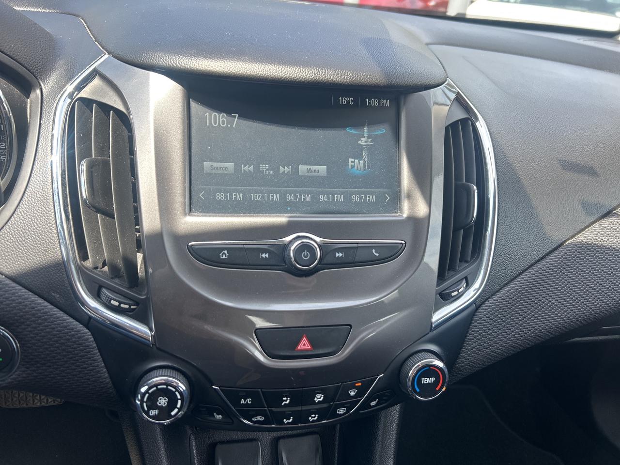 2017 Chevrolet Cruze LT, Bluetooth, Back Up Cam Photo