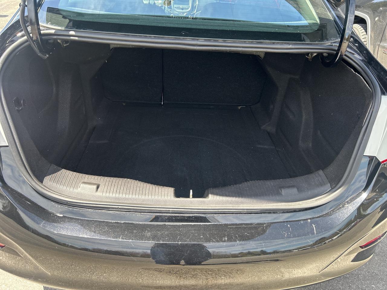 2017 Chevrolet Cruze LT, Bluetooth, Back Up Cam Photo