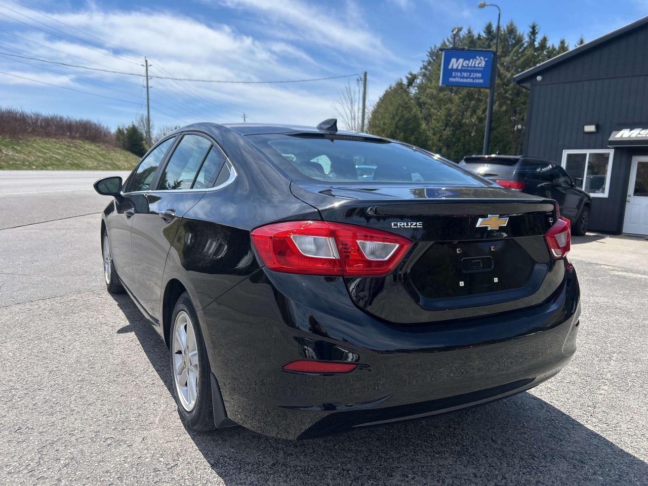 2017 Chevrolet Cruze LT, Bluetooth, Back Up Cam Photo