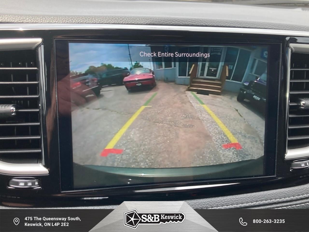 2027 Chrysler Pacifica Select All-Wheel Drive Passenger Van Photo