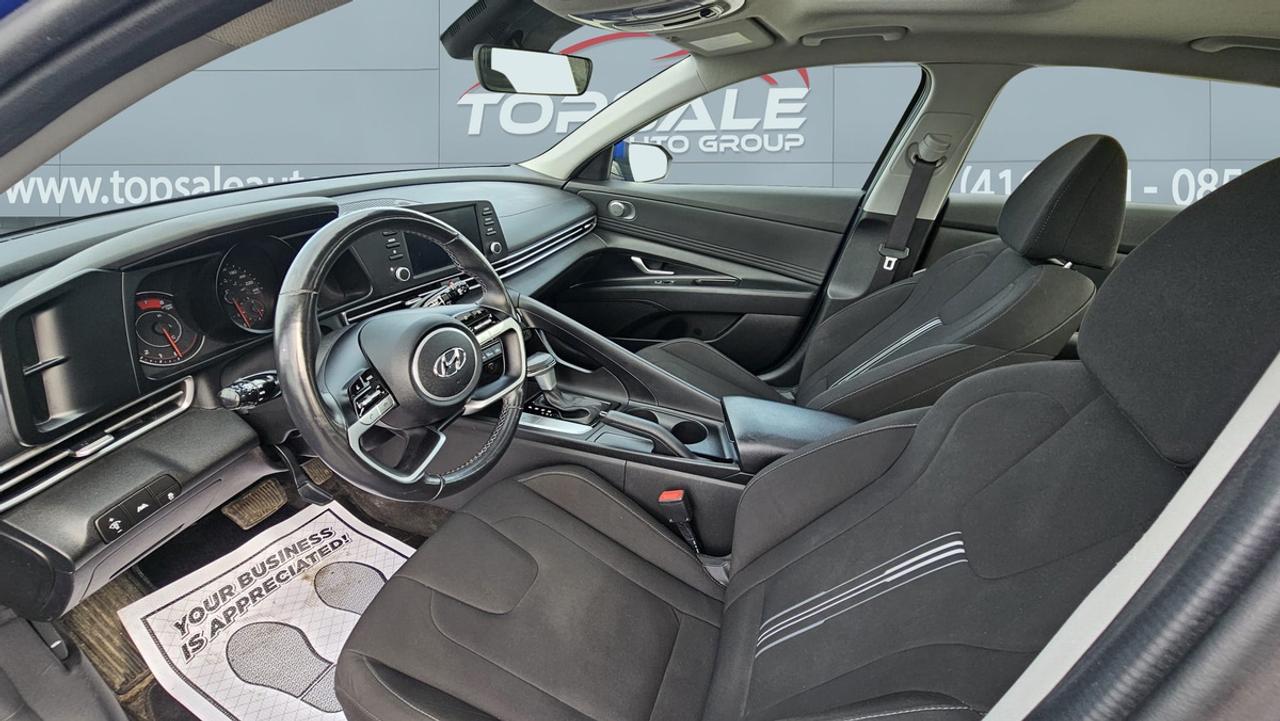 2021 Hyundai Elantra Preferred Photo