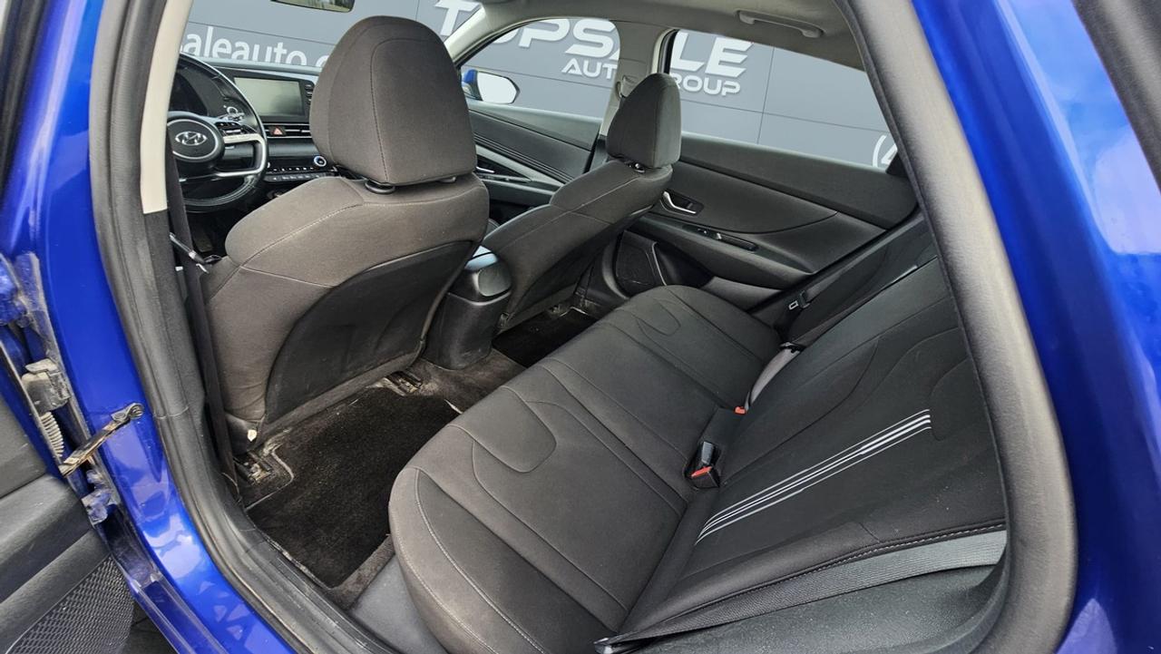 2021 Hyundai Elantra Preferred Photo