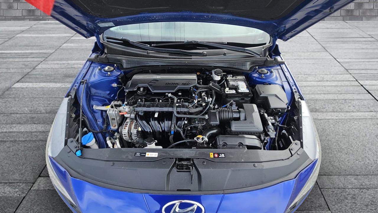 2021 Hyundai Elantra Preferred Photo
