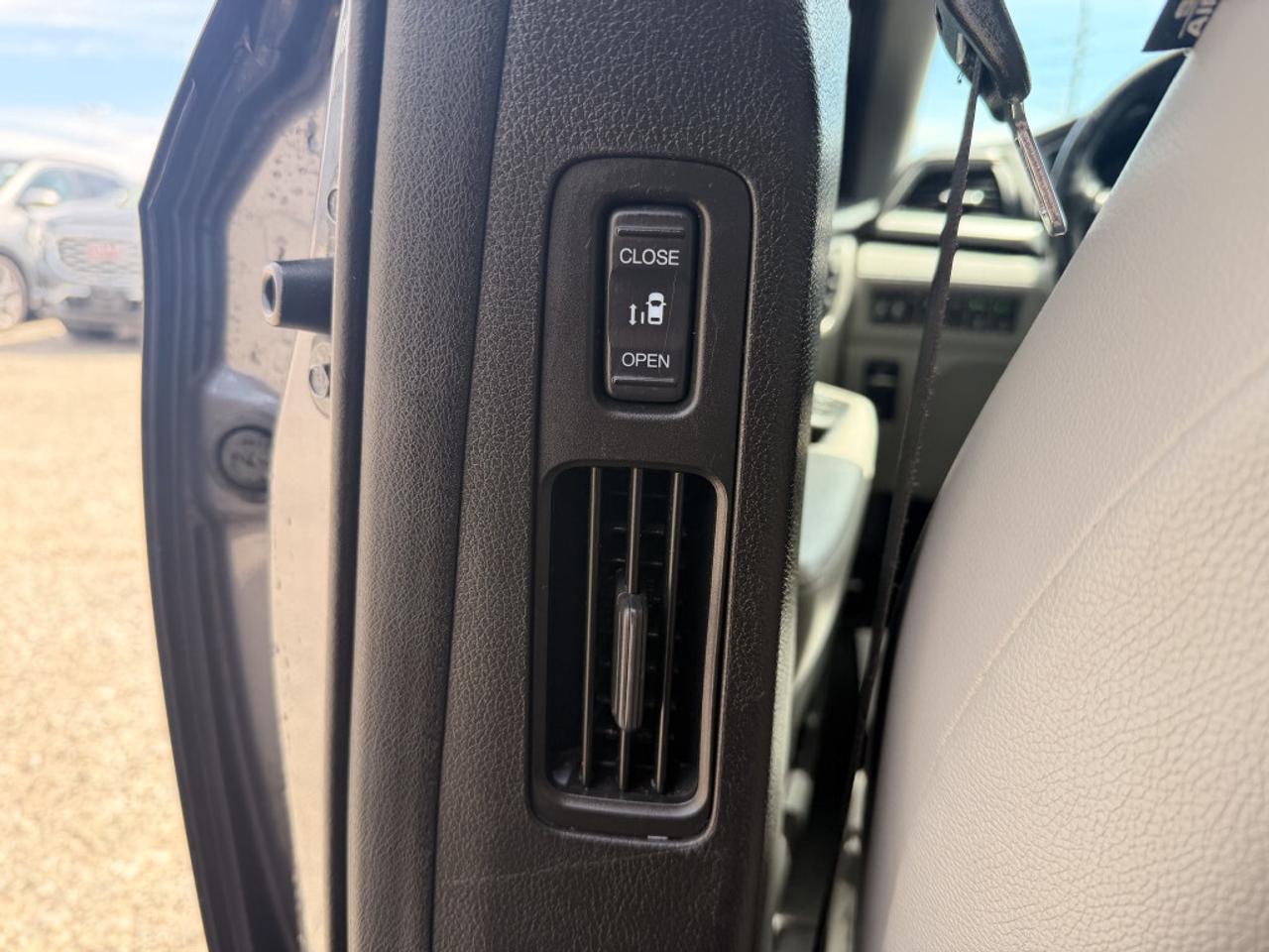 2020 Honda Odyssey EX-L   NAV   LEATHER   SUNROOF   CAMERA Photo