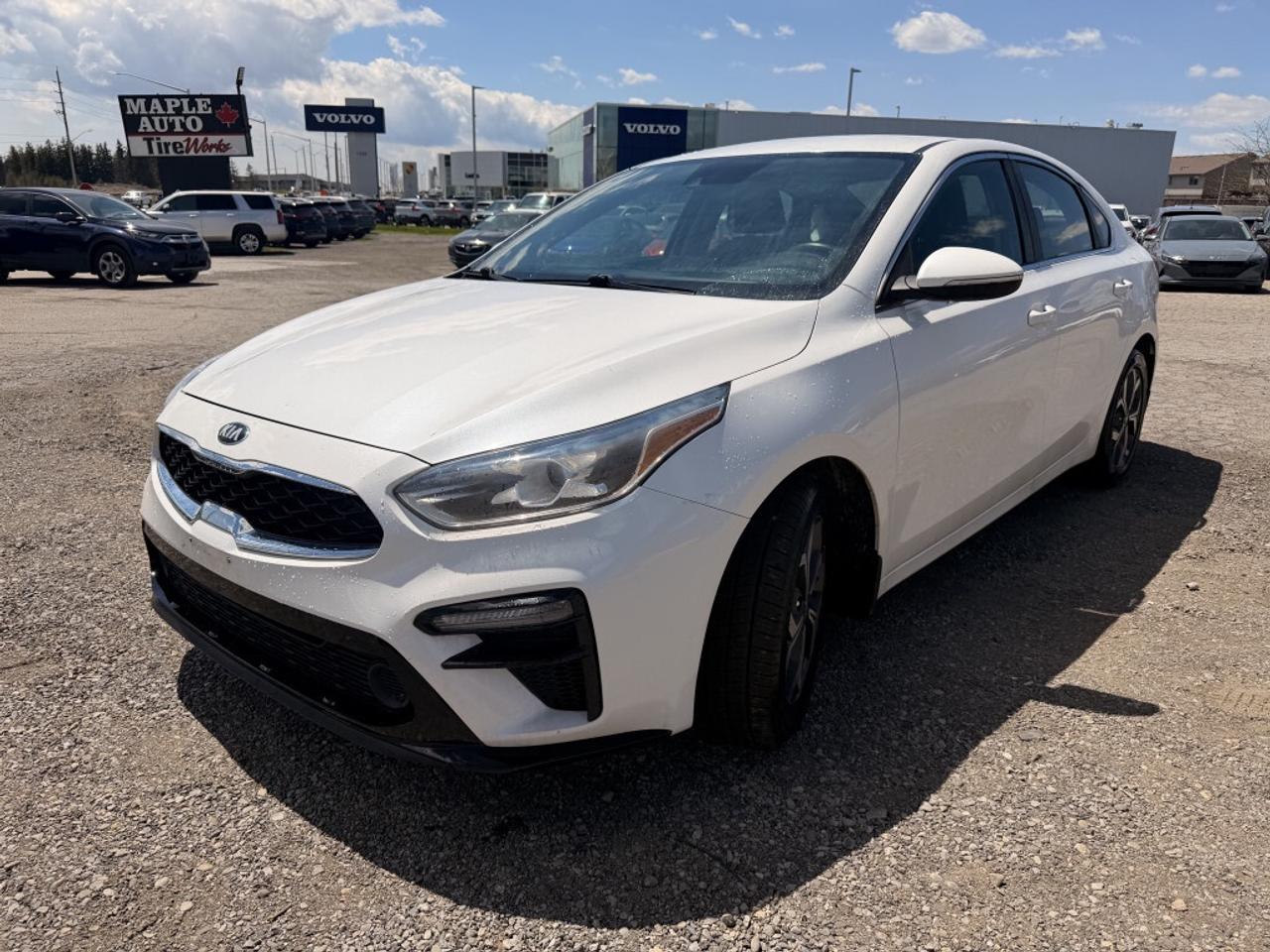 2019 Kia Forte EX   CAMERA   BLINDSPOT LANE ASSIST   HTD SEATS Photo2