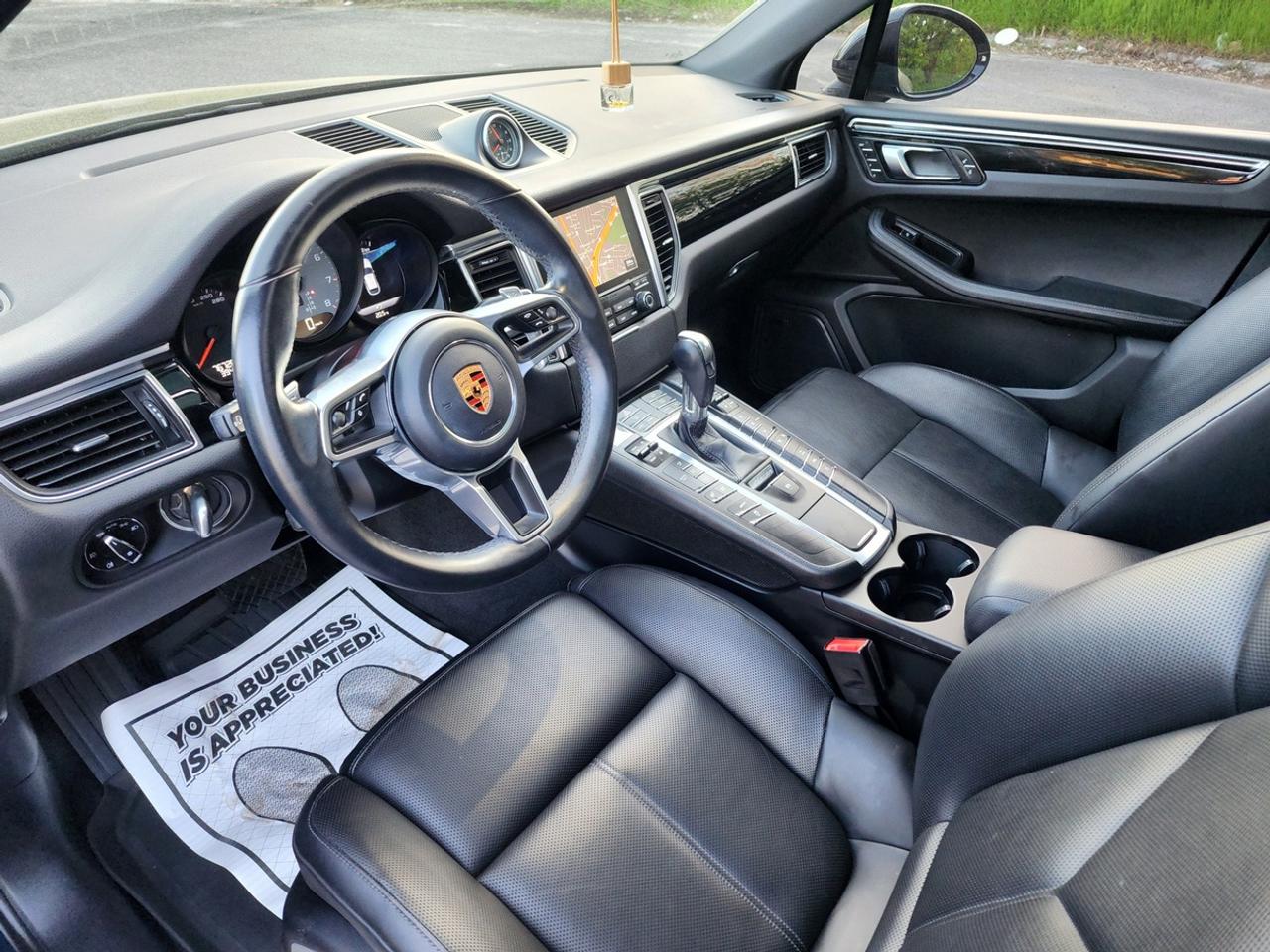 2018 Porsche Macan S w/Premium Plus Pkg | No Accidents! Photo