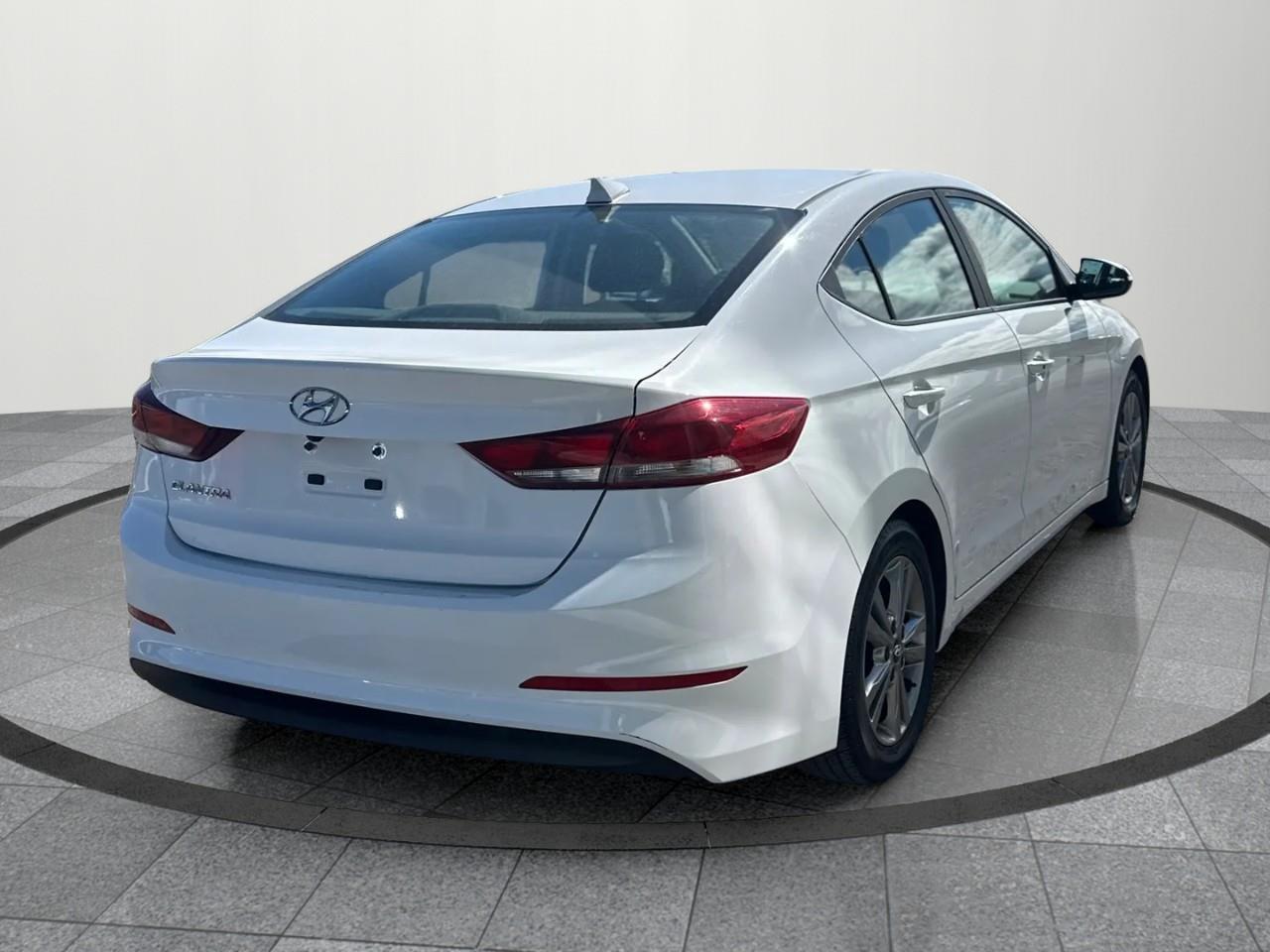 2018 Hyundai Elantra GL SE (A6) 4dr Sedan Photo