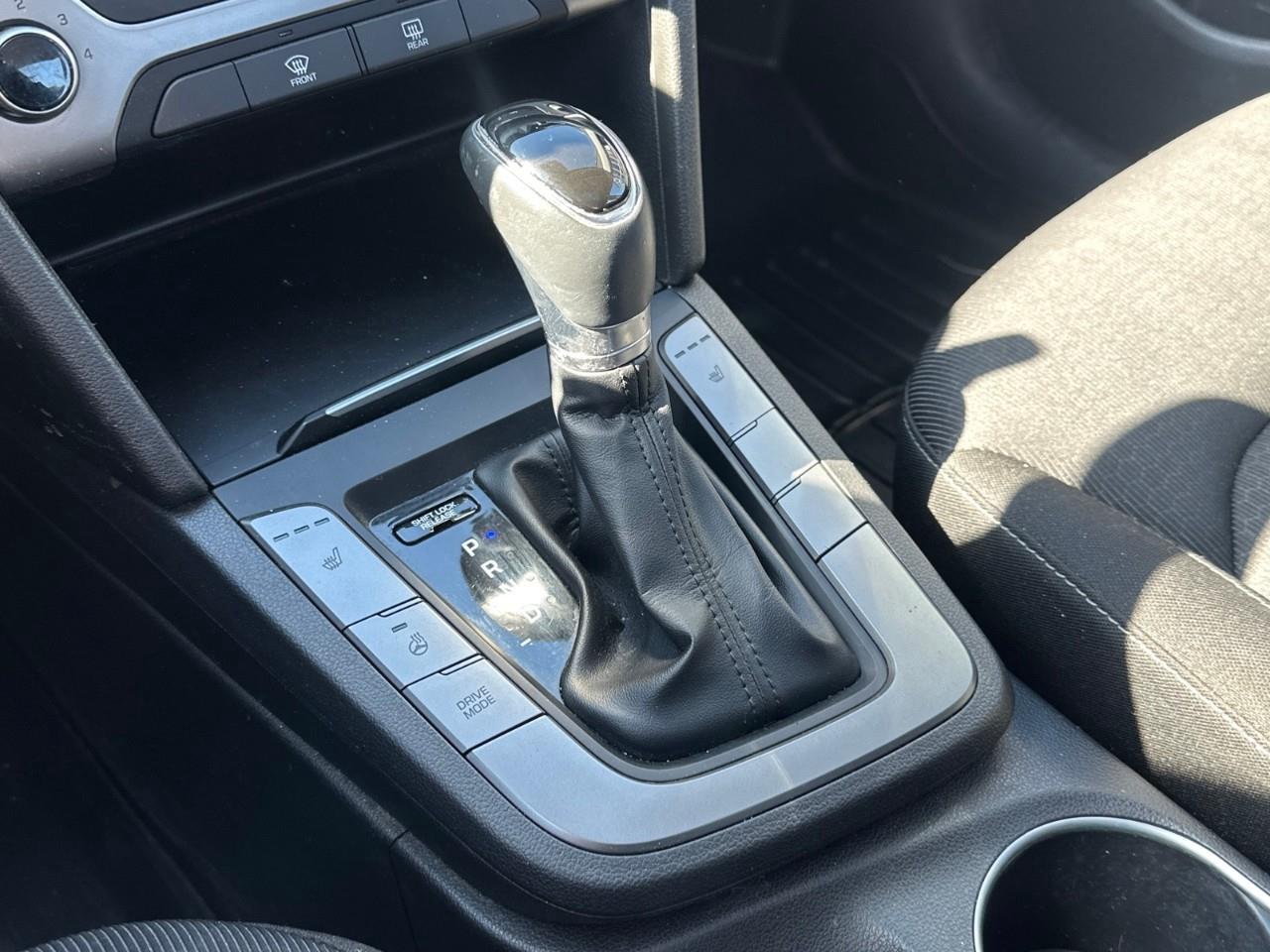2018 Hyundai Elantra GL SE (A6) 4dr Sedan Photo