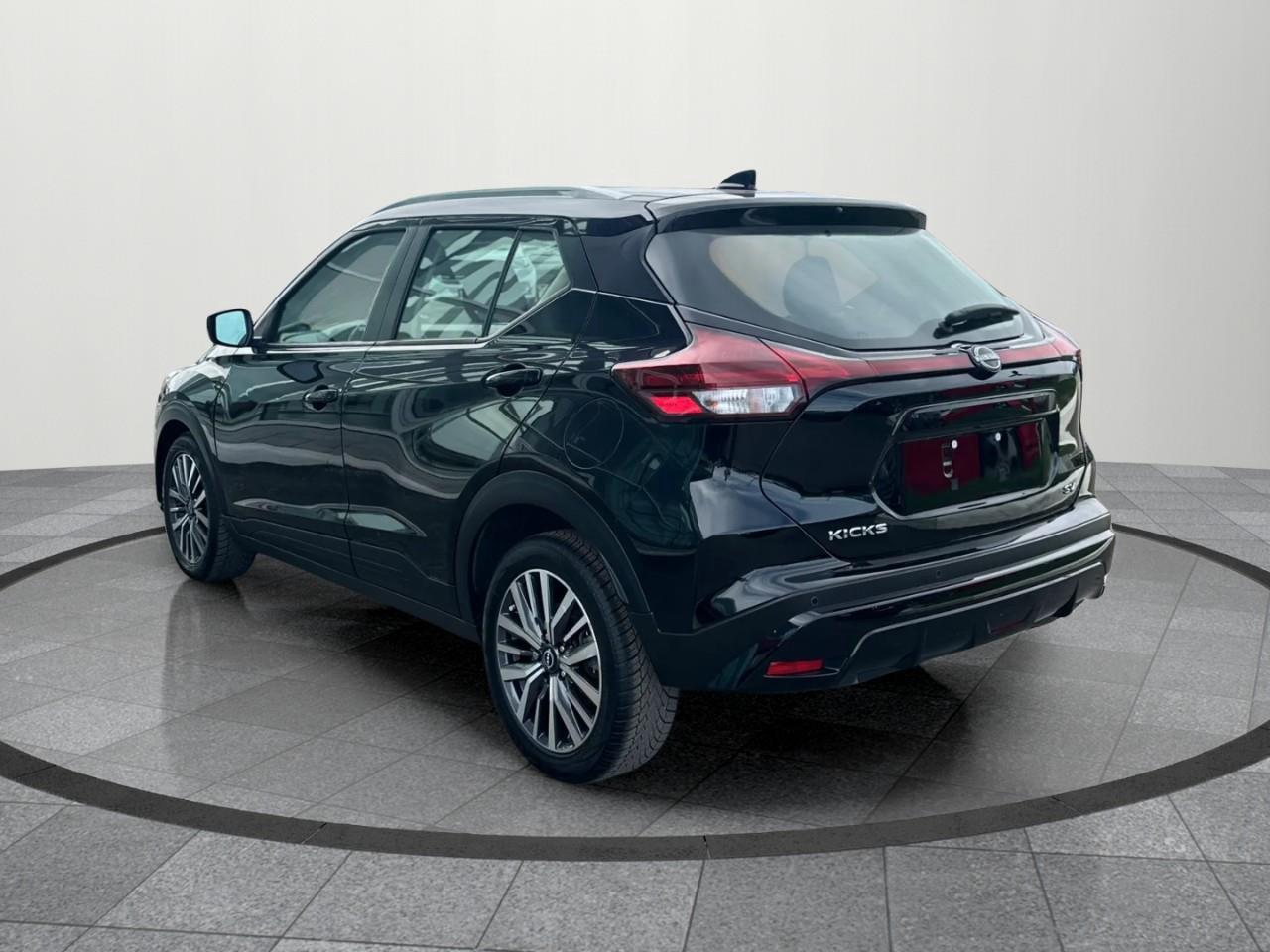 2024 Nissan Kicks SV 4dr Front-Wheel Drive Photo3