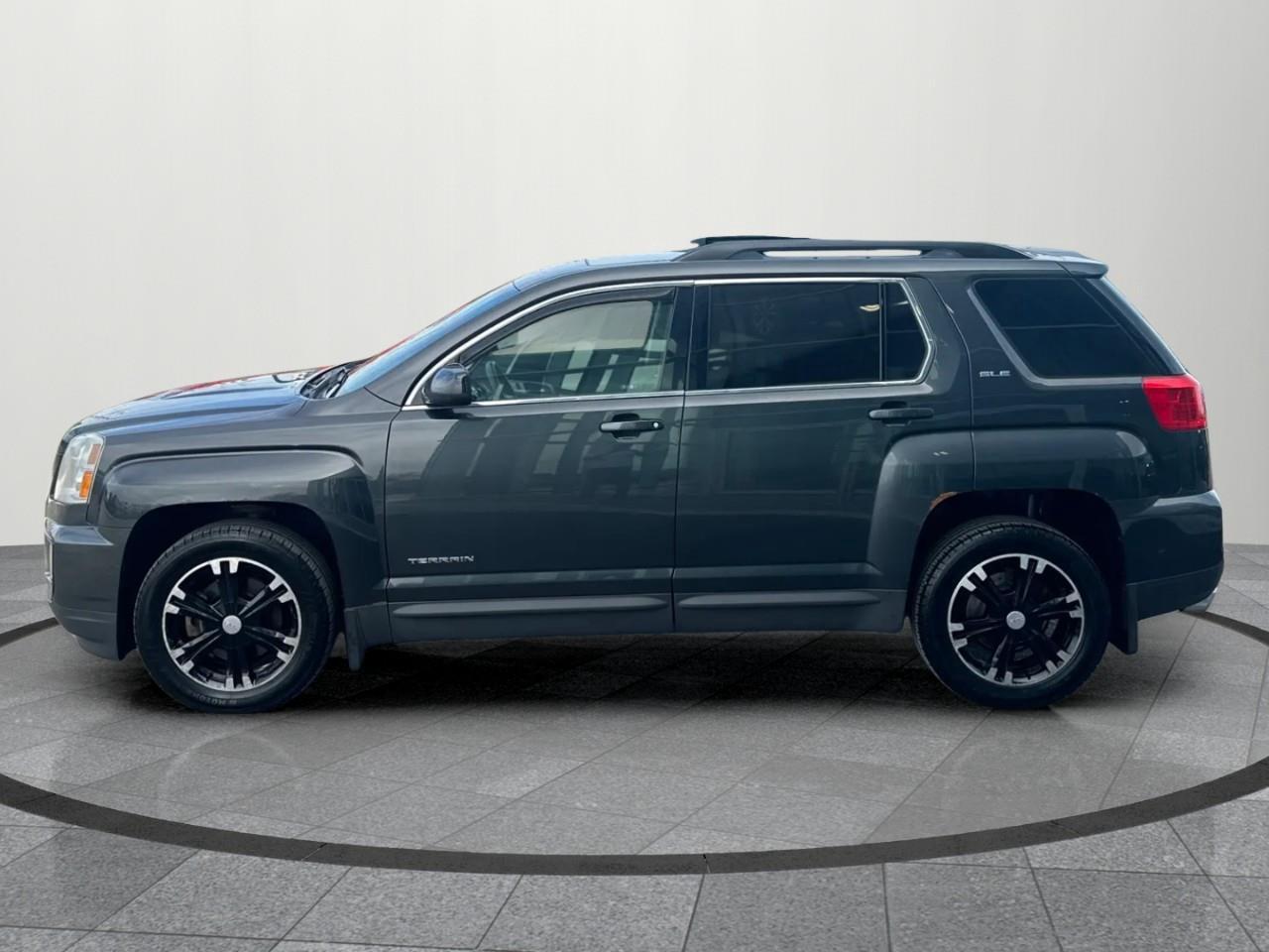 2017 GMC Terrain SLE-2 Front-Wheel Drive Photo