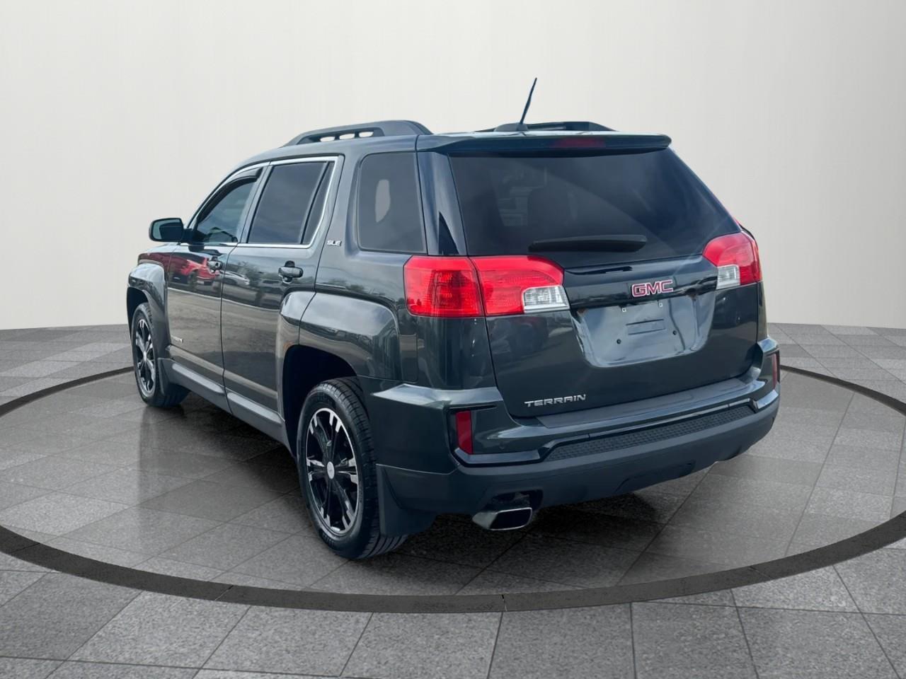 2017 GMC Terrain SLE-2 Front-Wheel Drive Photo