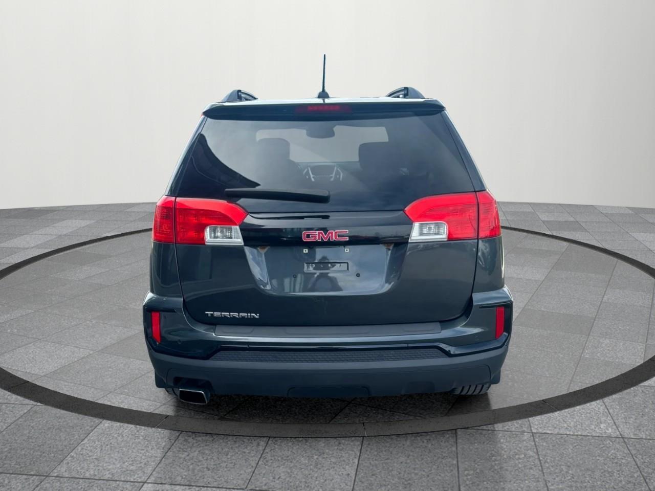 2017 GMC Terrain SLE-2 Front-Wheel Drive Photo